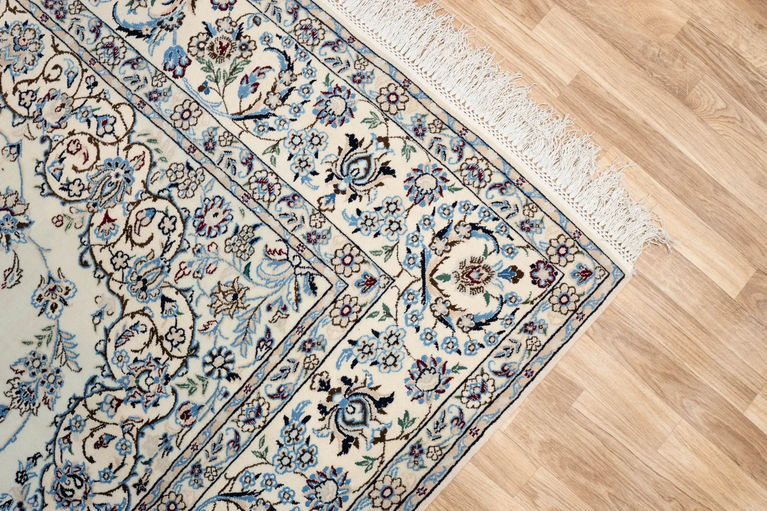 Nain Wool Silk Rug 7.0 x 10.0' View 1