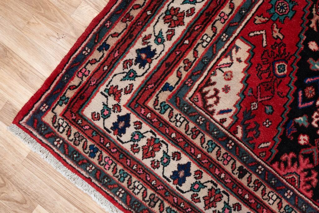 Hamadan Wool Rug 9.10x7.0 View 2