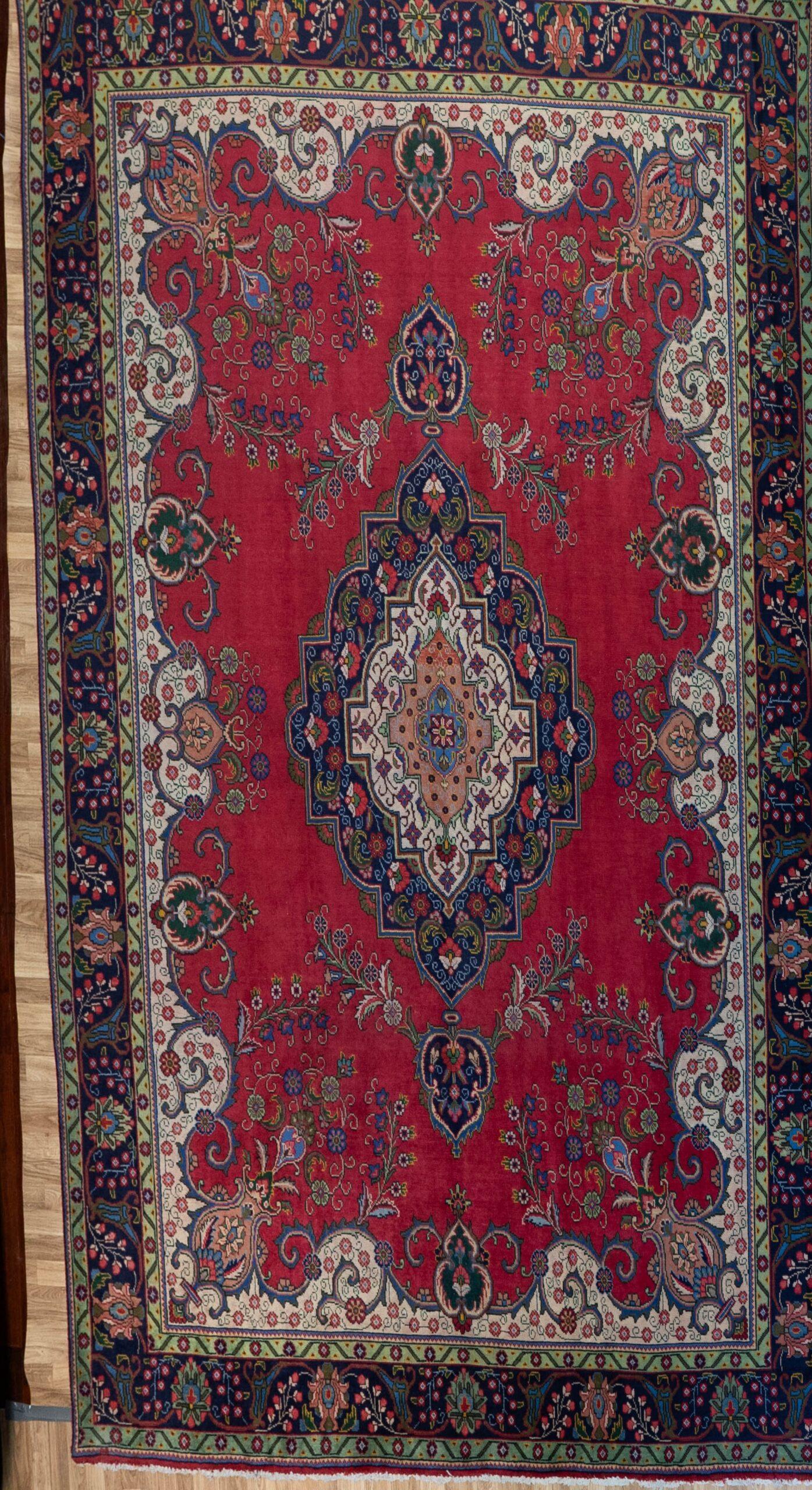 Tabriz Wool Rug 9.8'x12.9' View 1