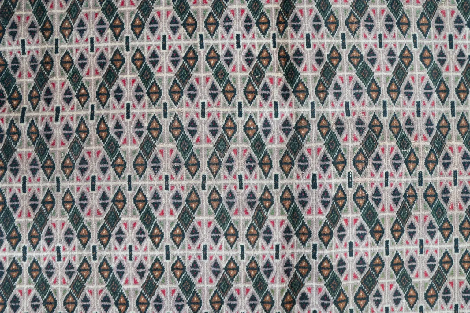 Turkmen Rug 2.10’x4.10′ View 1