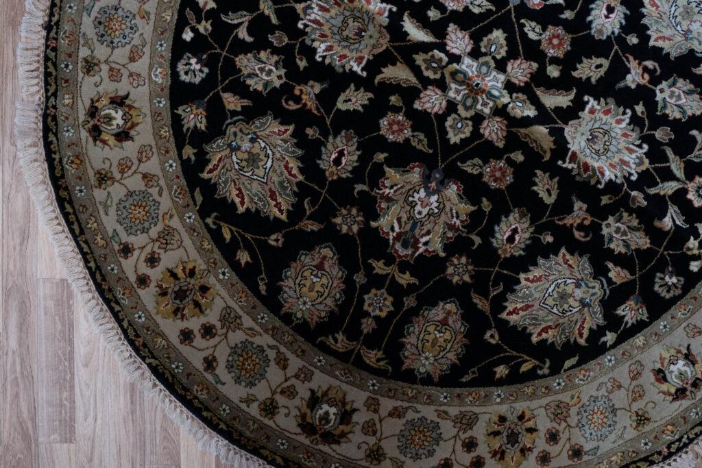 Kashan Wool Silk Rug 5'x5' View 3
