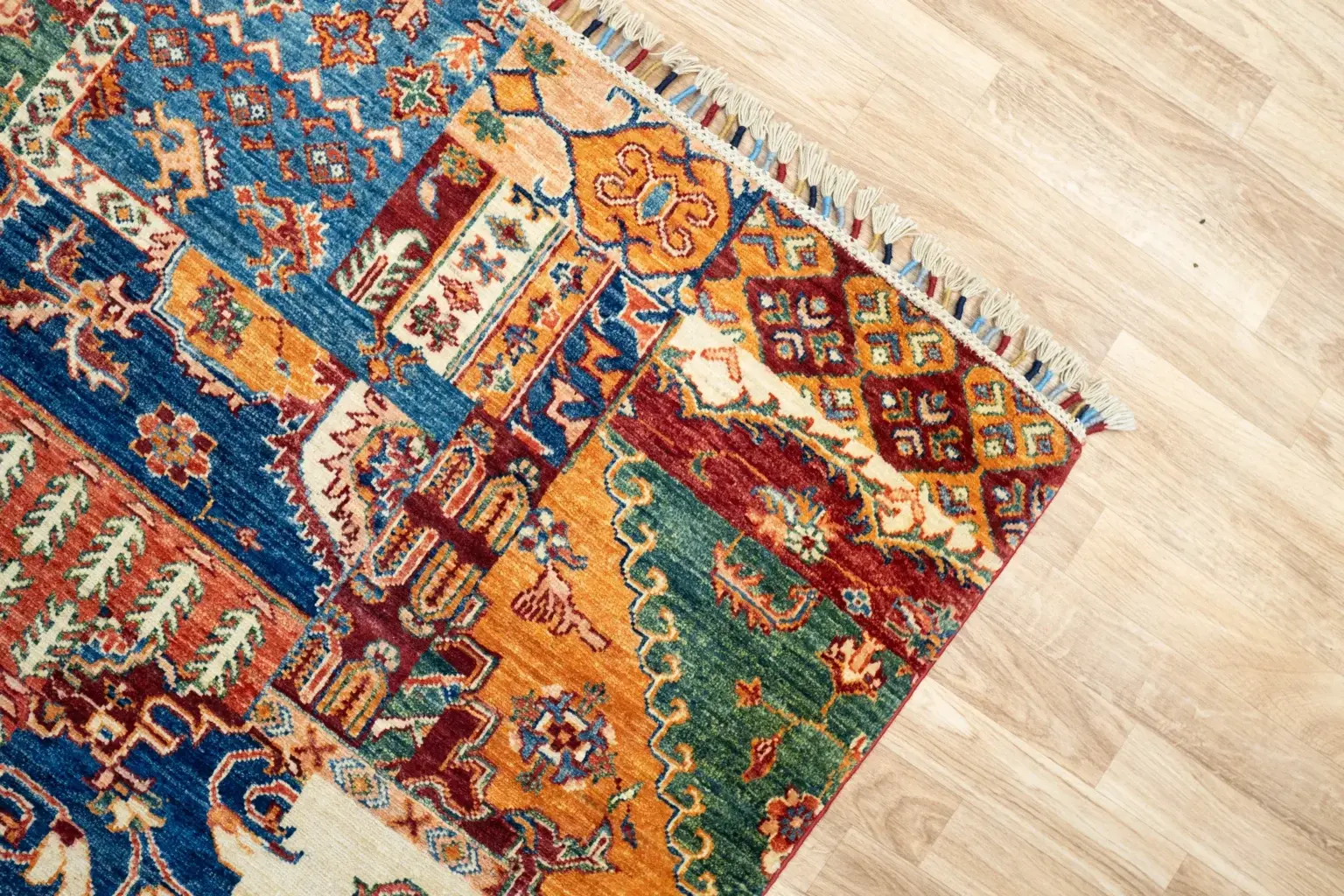 Khorjin Wool Rug 7.7 x 5.5' View 2