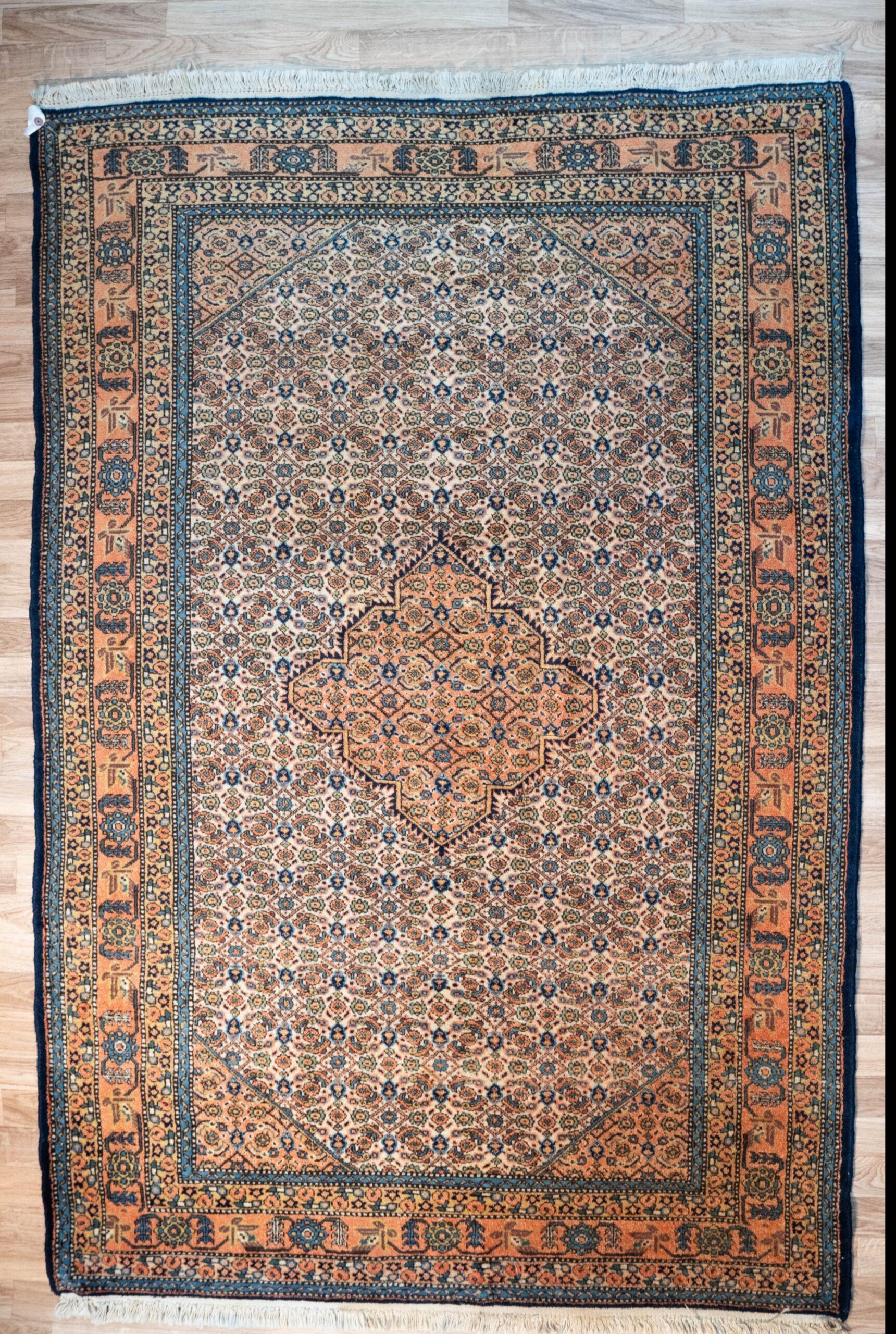 Moud Wool Rug 4'x7' View 1