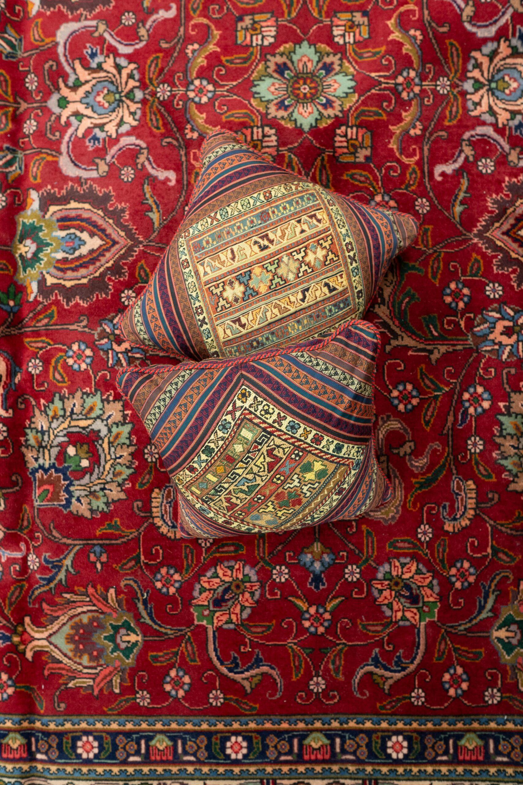 Tabriz Rug 11.6x11.6 View 8