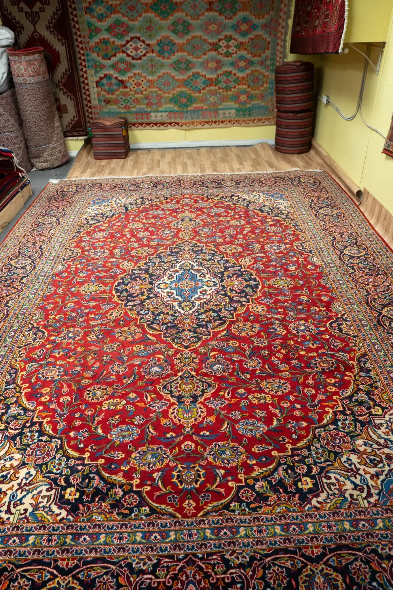 Kashan Wool Rug 9.9 x 13.5 View 3
