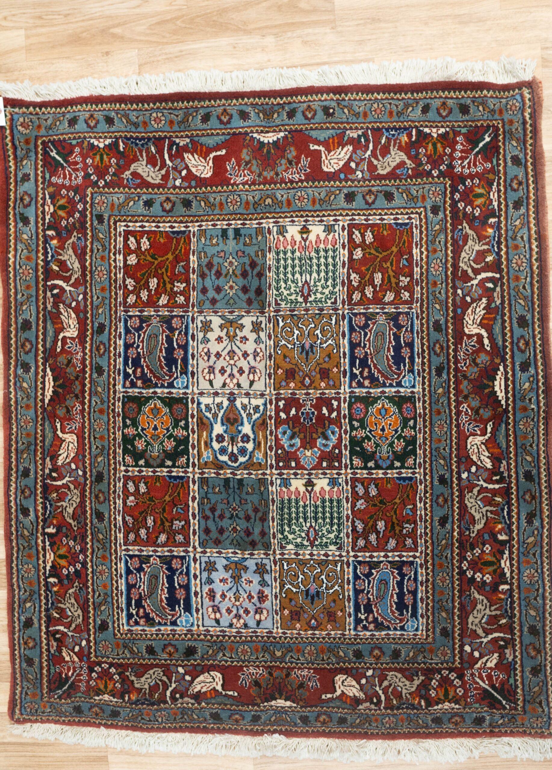 Moud Wool Rug 3.5'x4.1' View 1