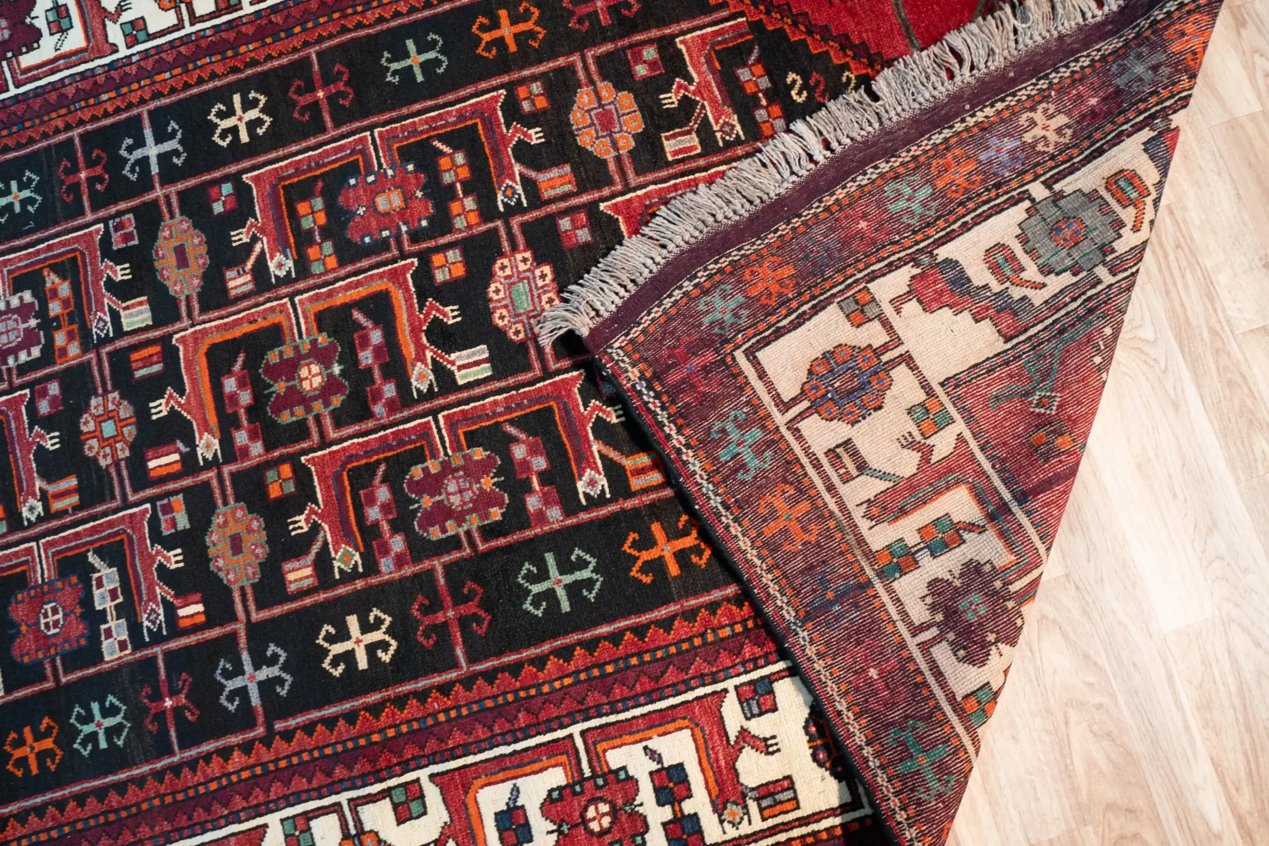 Bakhtiari Wool Rug 5.4x6.7 View 2