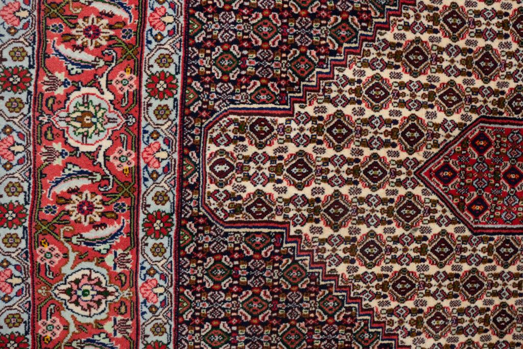 Sanandaj Wool Rug 7.10x11.6 View 3
