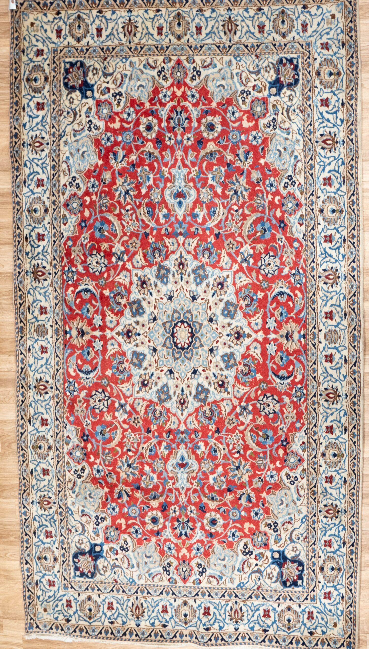 Nain Wool Rug 5.3x8.0 View 1