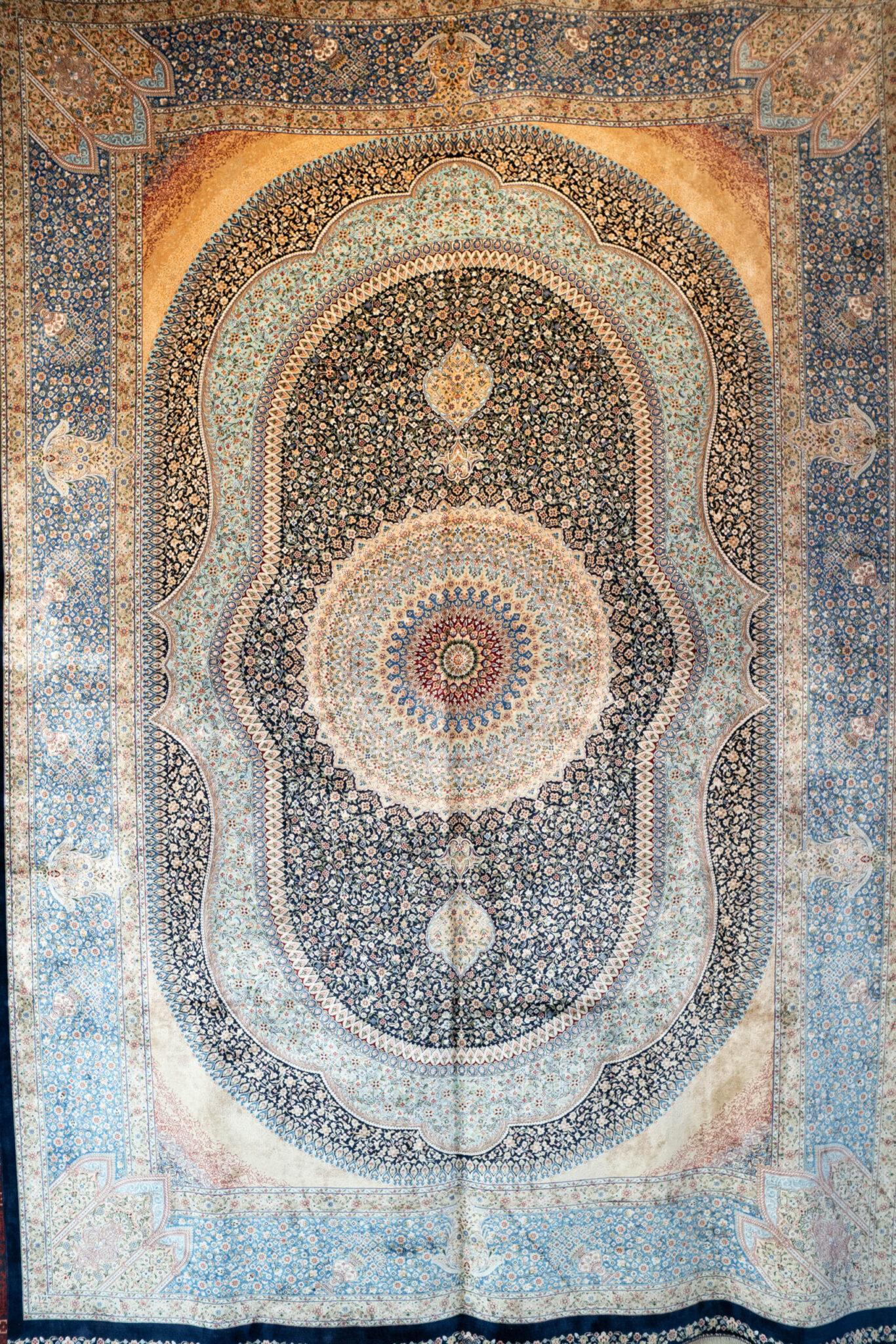 Qum Rug 6.8x9.8