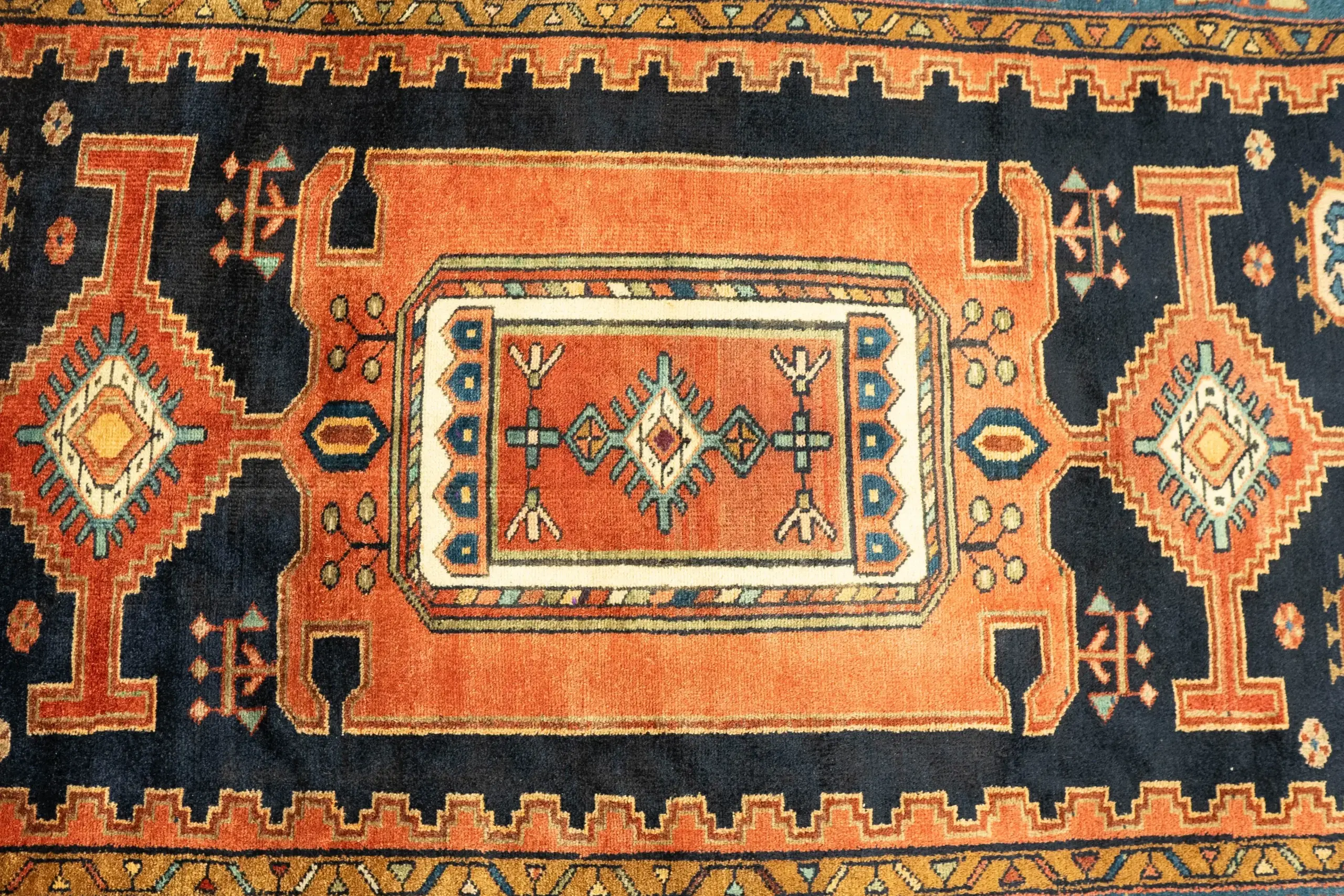 Afshar Wool Rug 4.5 x 8.11 View 5