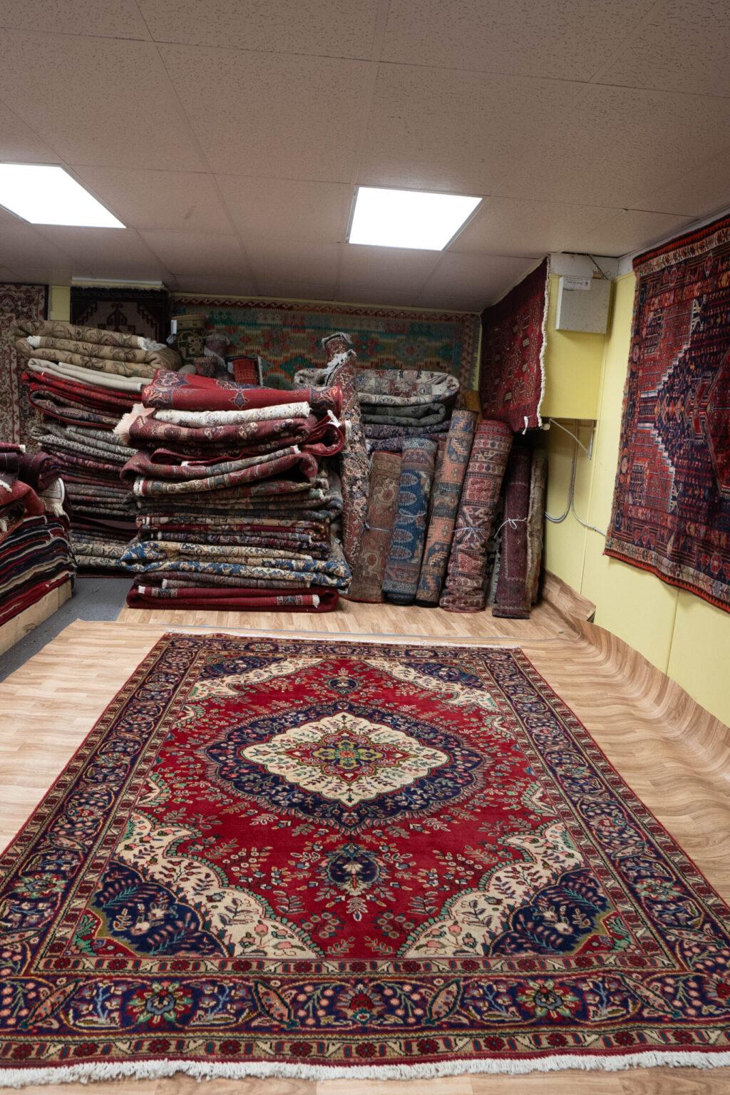 Tabriz Wool Rug 6.7x9.8 View 5