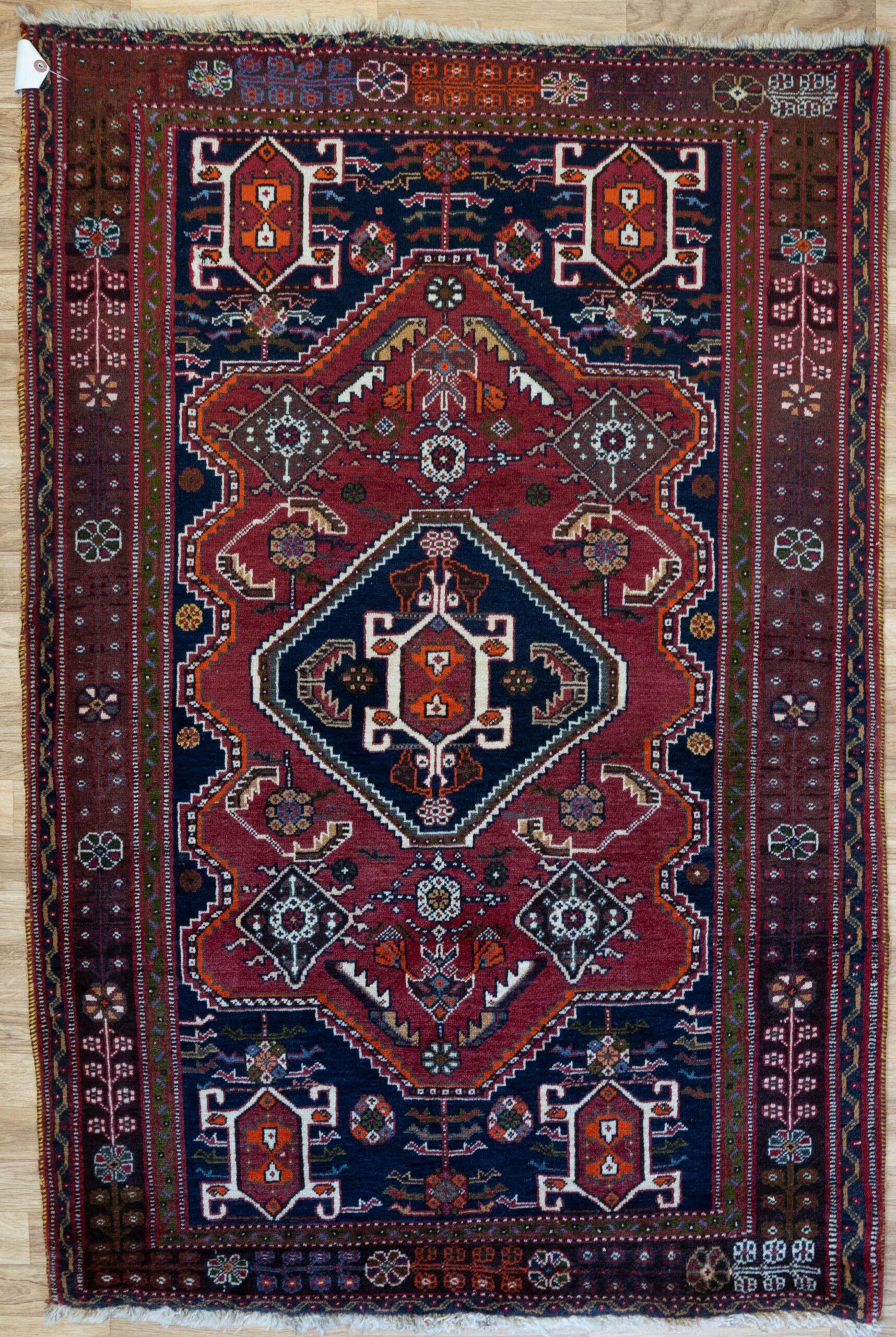Qashqai Wool Rug 3.2'x5.2' View 1