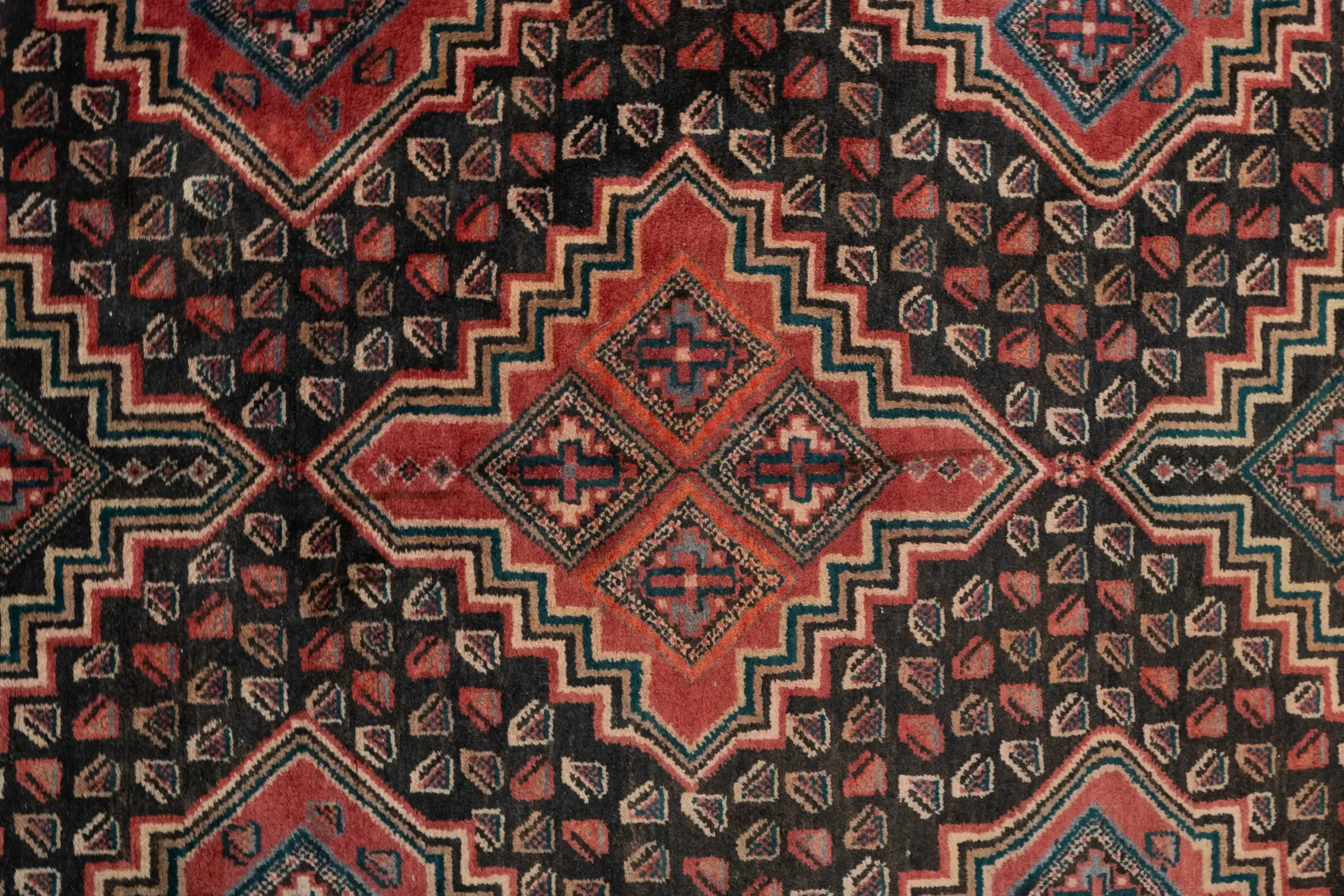 Qashqai Wool Rug 3.2 x 5.2' View 2