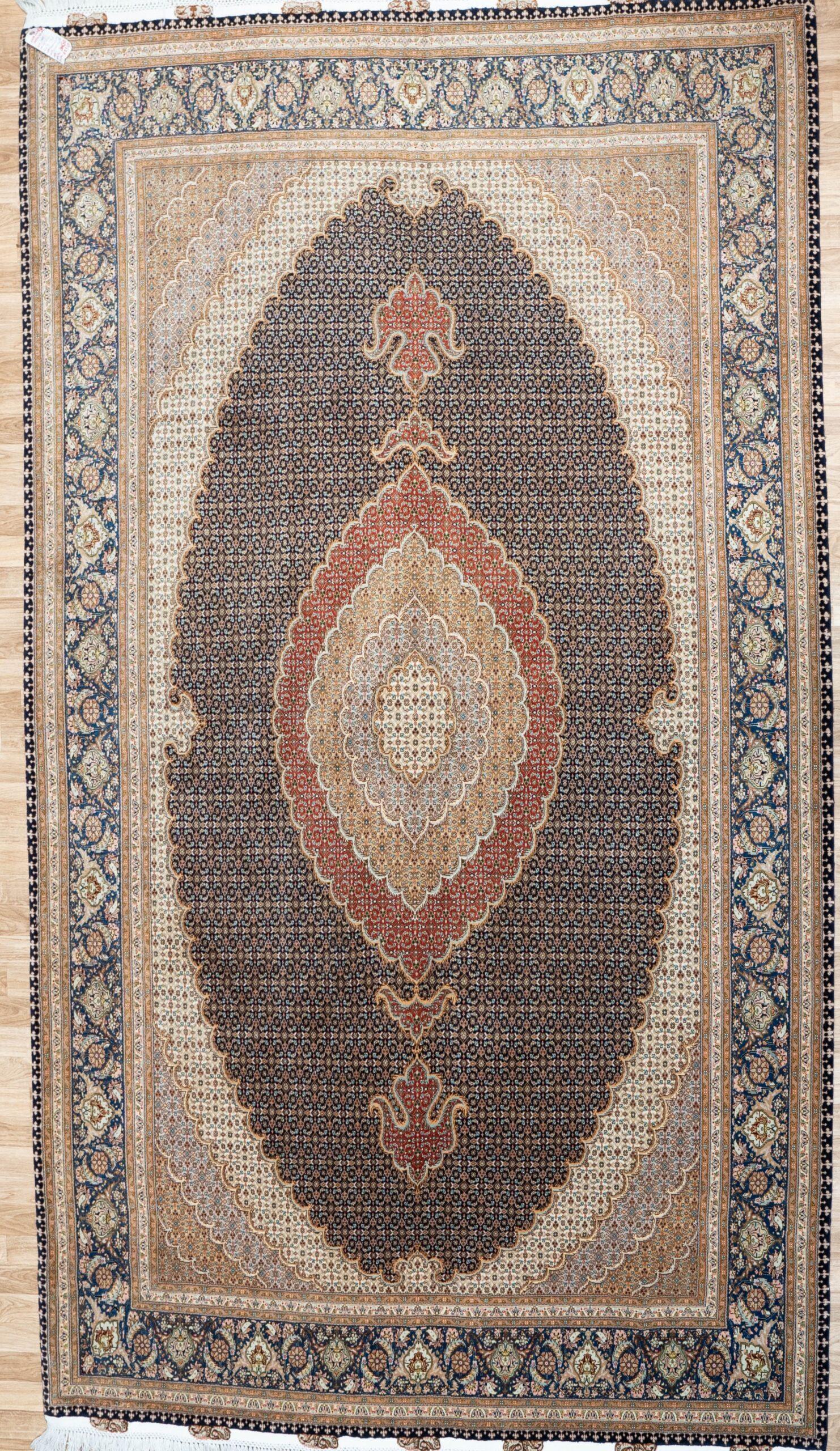 Tabriz Wool Rug 6.9x9.9 View 3