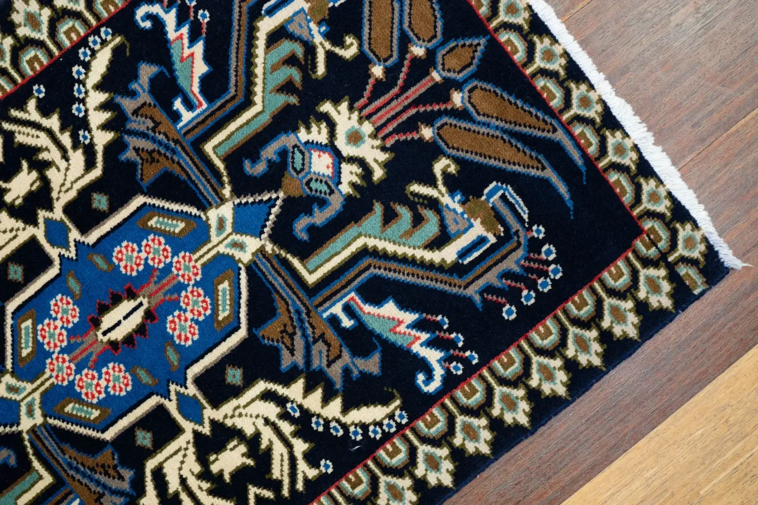 Kashan Wool Rug 2.1 x 3.1' View 3