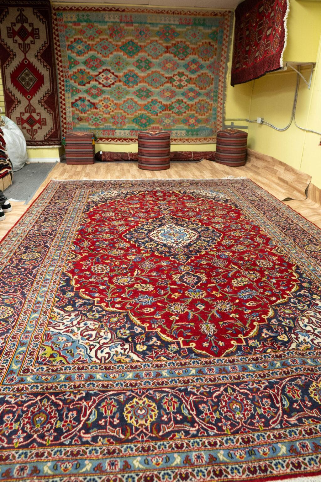 Kashan Wool Rug 11.5x8.0 View 1