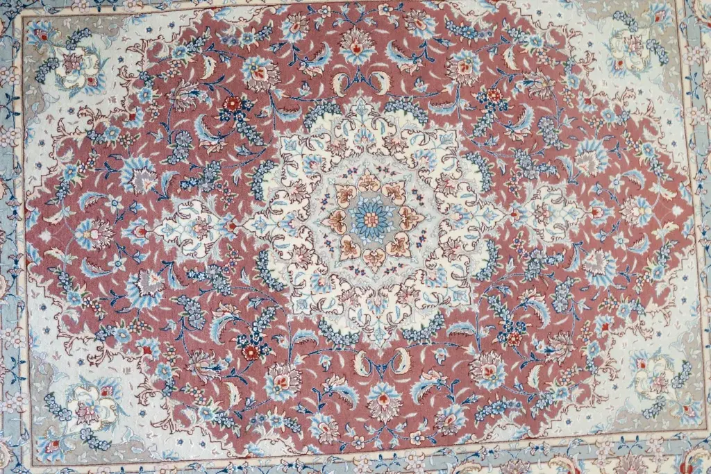 Tabriz Wool Rug 7'x5' View 1
