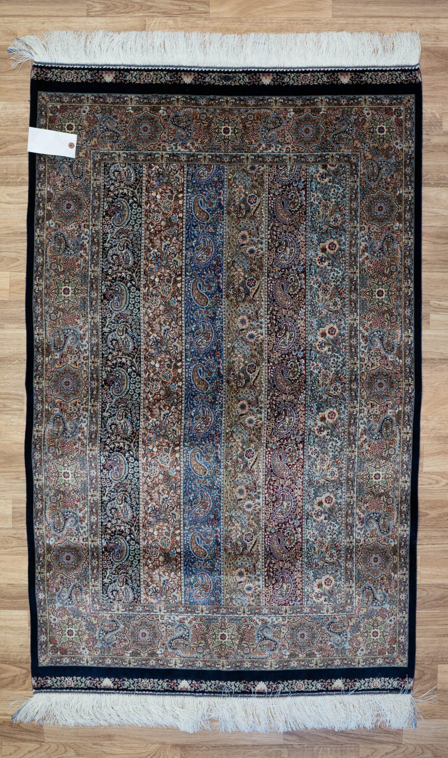 Qum Design Silk Rug 3.2'x4.9' View 1