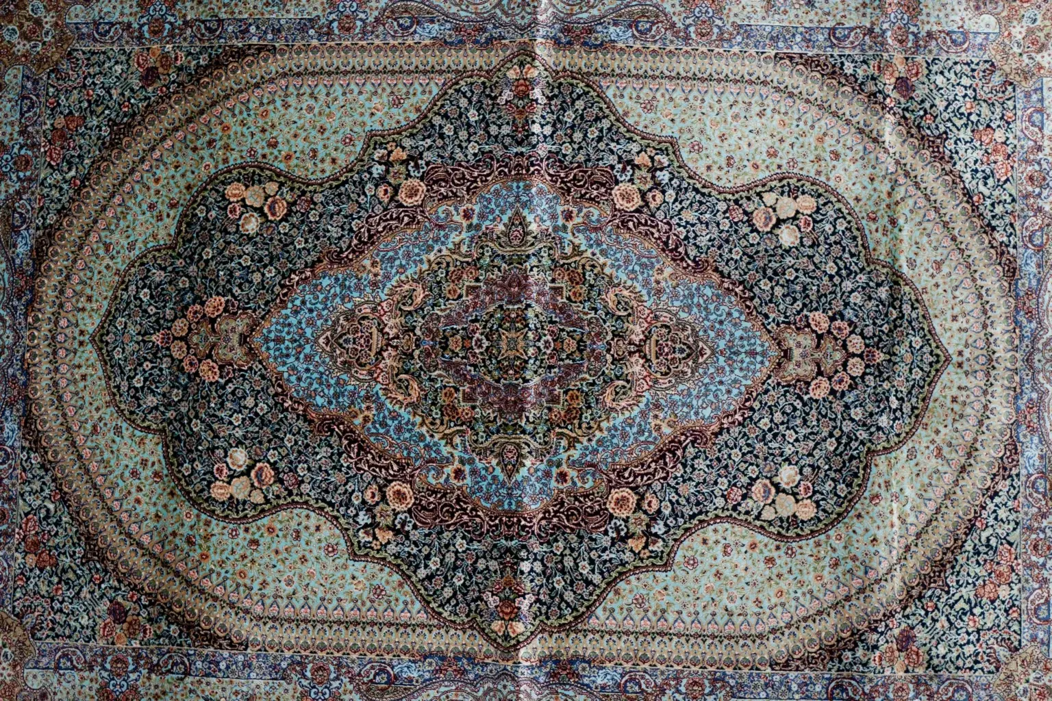 Qum Design Silk 3.0 × 5.0 View 1