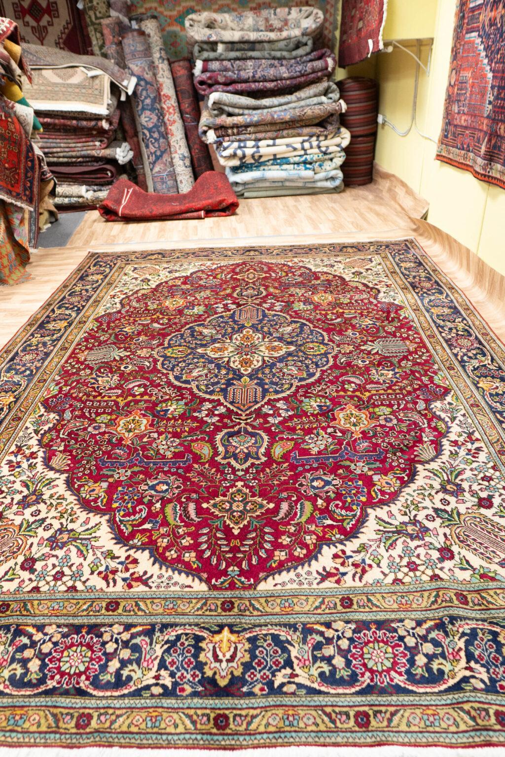 Tabriz Wool Rug 8.4x11.0 View 1