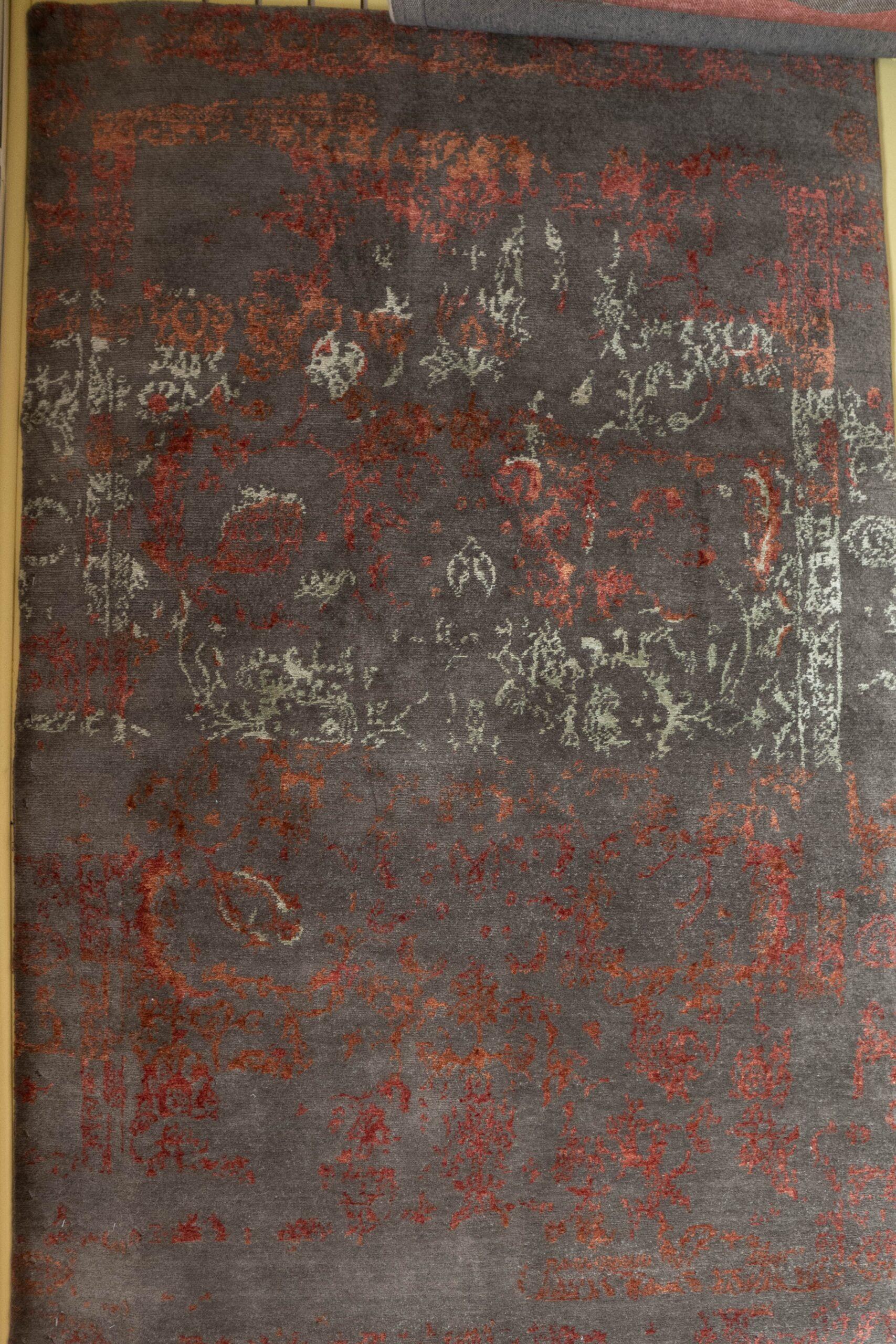 Tibet rug 4.0x6.0 View 5
